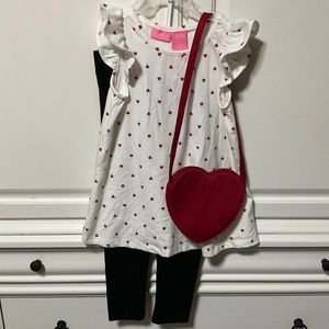 Isaac Mizrahi little girls New size 5/6, 3 pc top, leggings, purse outfit